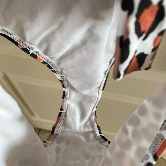 Bar III bathing suit - Picture 4 of 5